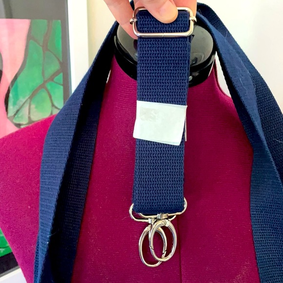 NEW Fold-over Weekender Thirty-one Gifts - Picture 3 of 9